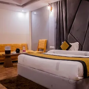 Airport City Hotel